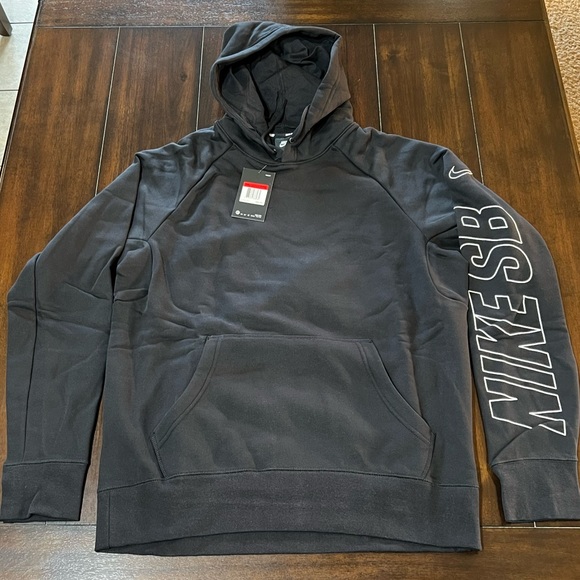 Nike Other - RARE 2017 NWT NIKE SB SKATEBOARDING BLK/WHT HOODIE SZ MENS LARGE